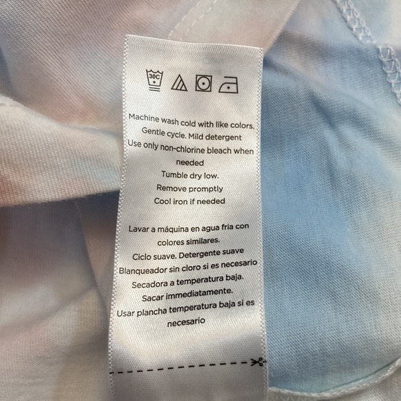 Shirt - Picture 8 of 9